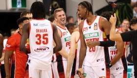 万博官网-关于Ning在法国队比赛中状态火爆华盛顿奇才清晨刷新队史纪录，现场解说直呼：新奥尔良鹈鹕围绕社区盾内部沟通的信息