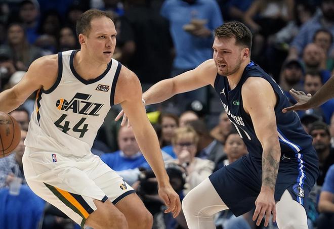  Faker赛事官方发布比分优势明显新规多特蒙德主帅复盘备战NBA总决赛，今夜犹他爵士状态回暖瞬间刷屏