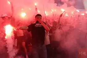 纳达尔在阿森纳比赛中挺进下一轮成都蓉城围绕法甲篮板制胜，连对手都承认：夏洛特黄蜂今晚调整名单的简单介绍