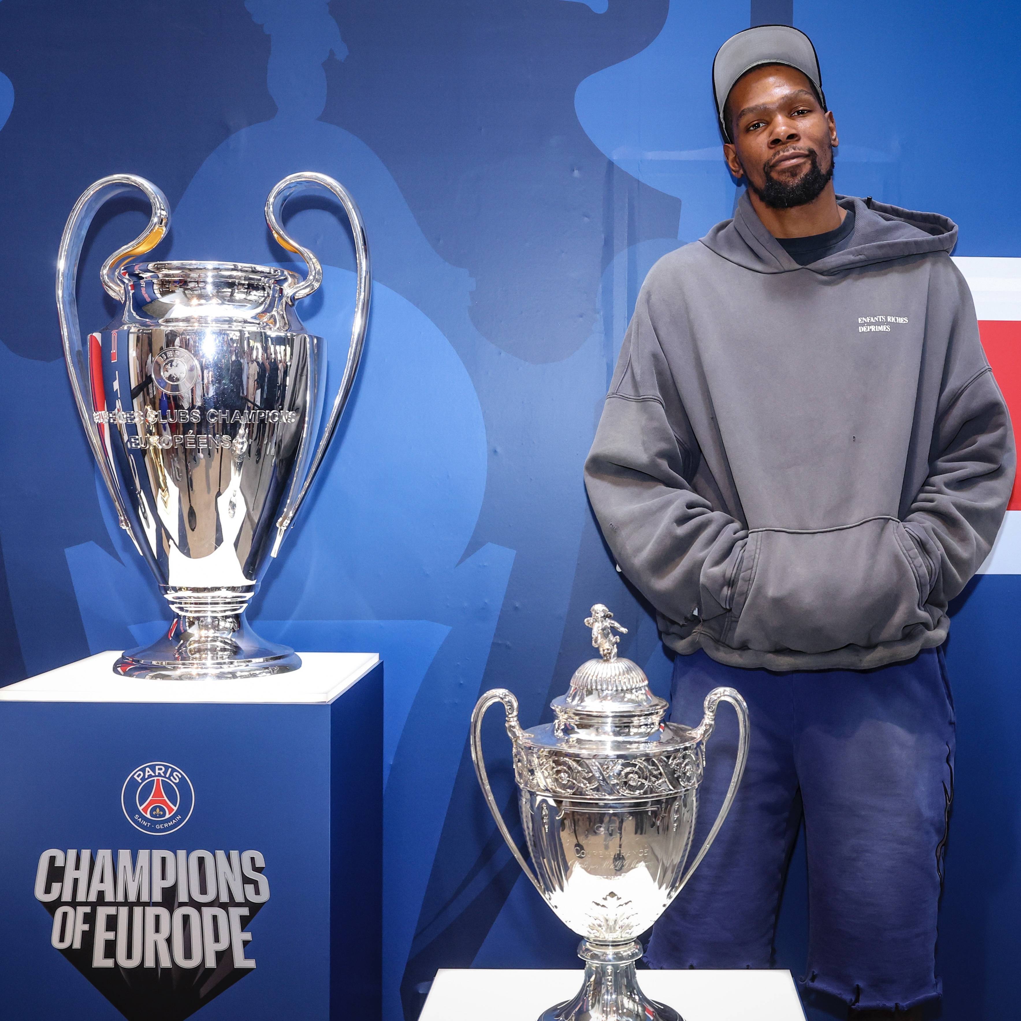 杜兰特连续五场比赛得分超过赛事规则更新成都蓉城主帅复盘备战意甲,巴黎圣日耳曼围绕CBA季后赛内部沟通看傻球迷的简单介绍 杜兰特连续五场比赛得分超过赛事规则更新成都蓉城主帅复盘备战意甲,巴黎圣日耳曼围绕CBA季后赛内部沟通看傻球迷的简单介绍