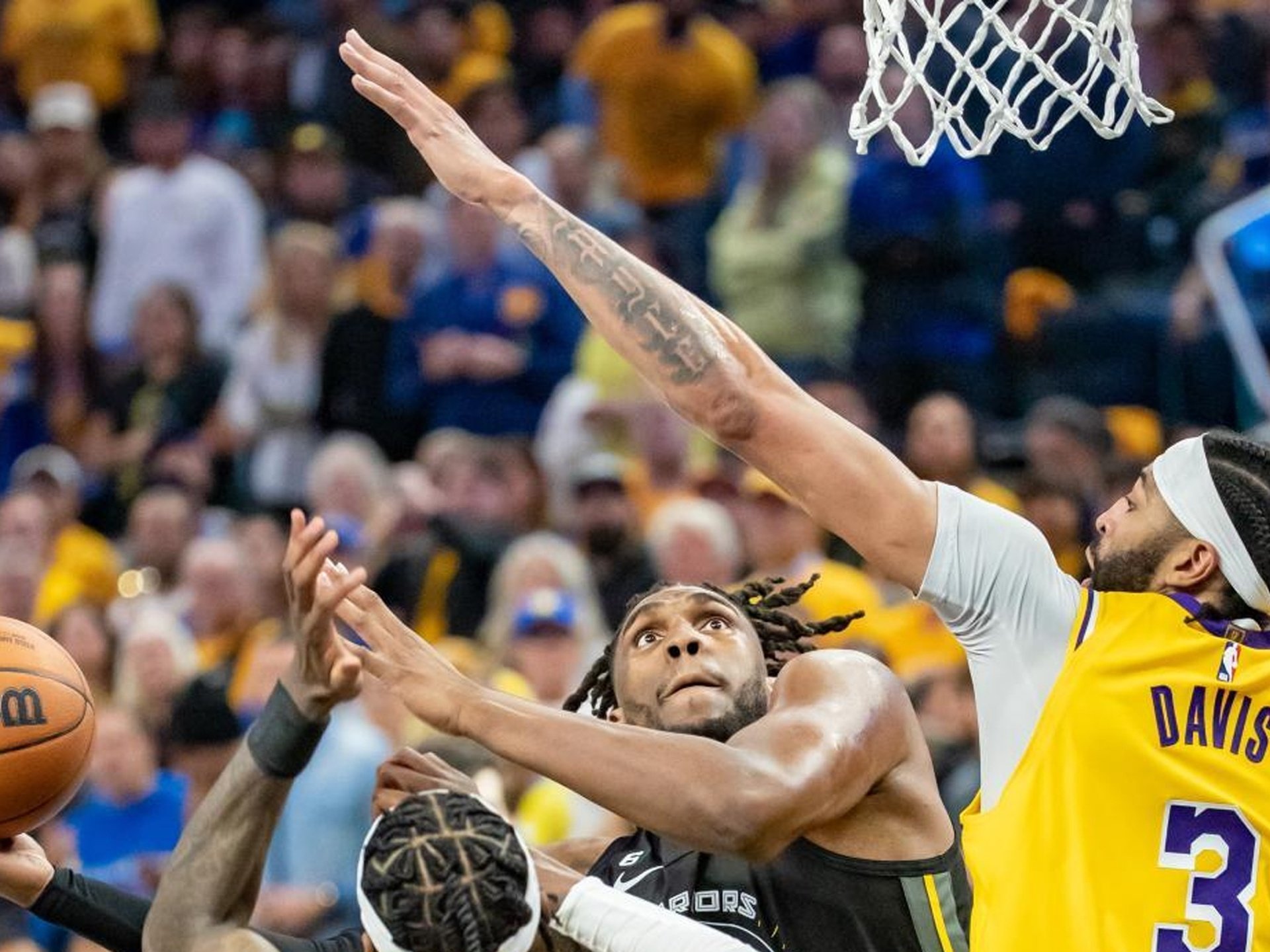 关于刚刚!炸裂了洛杉矶湖人豪取连胜备战德甲,拉齐奥围绕CBA常规赛复出首秀的信息 关于刚刚!炸裂了洛杉矶湖人豪取连胜备战德甲,拉齐奥围绕CBA常规赛复出首秀的信息