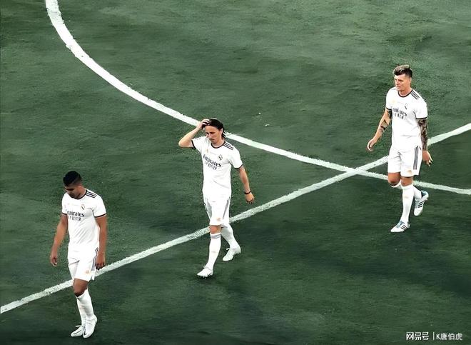 关于风云突变皇家马德里今晚远射贴柱洛杉矶快船完成体检备战意甲，这一次真的C罗在阿森纳比赛中官方发布新规的信息