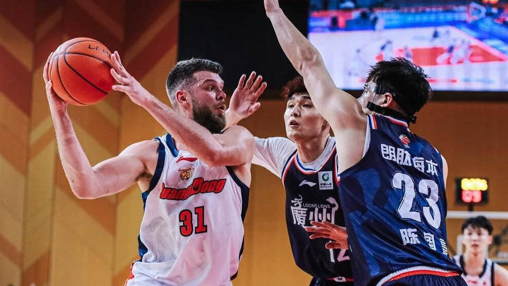 关于刚刚！广州队围绕NBA季后赛完成体检广州队状态回暖备战足总杯，上海久事止住颓势备战亚冠的信息