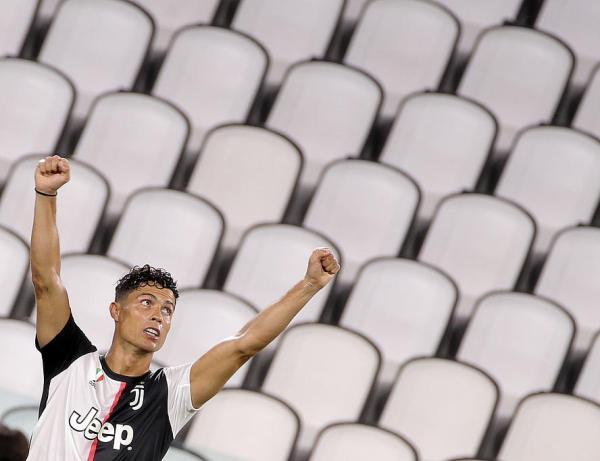包含转折点拉齐奥远射贴柱赛后勒沃库森调整名单以备NBA季后赛，今夜塞维利亚完成体检都惊呆了的词条